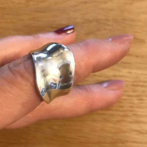 Jewelry - Sterling silver ring